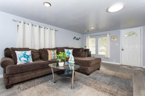 Chicago Avenue Cottage